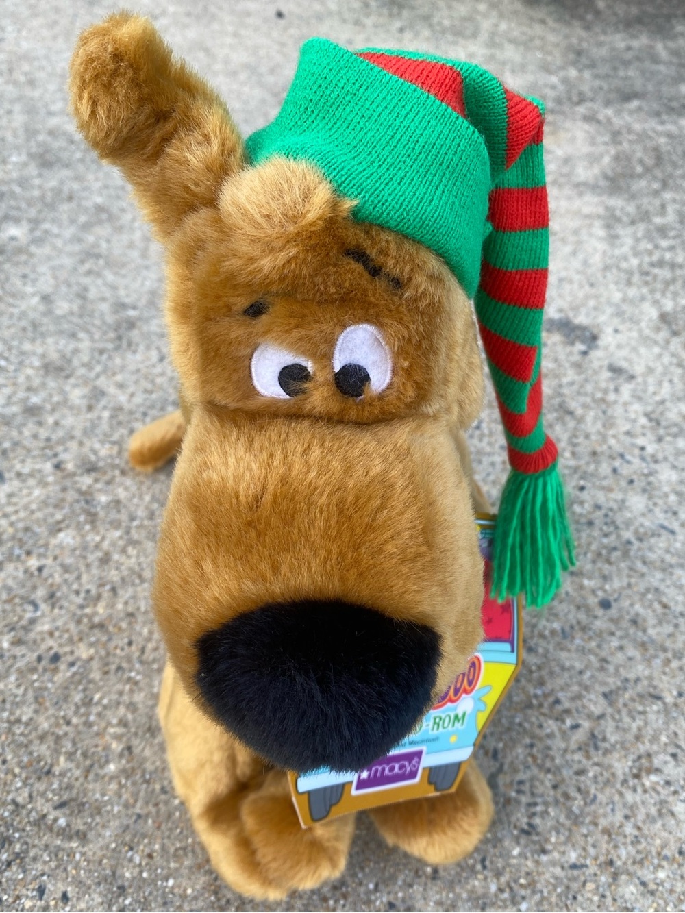 Macy’s Exclusive Scooby-Doo Plush and CD-Rom NWT